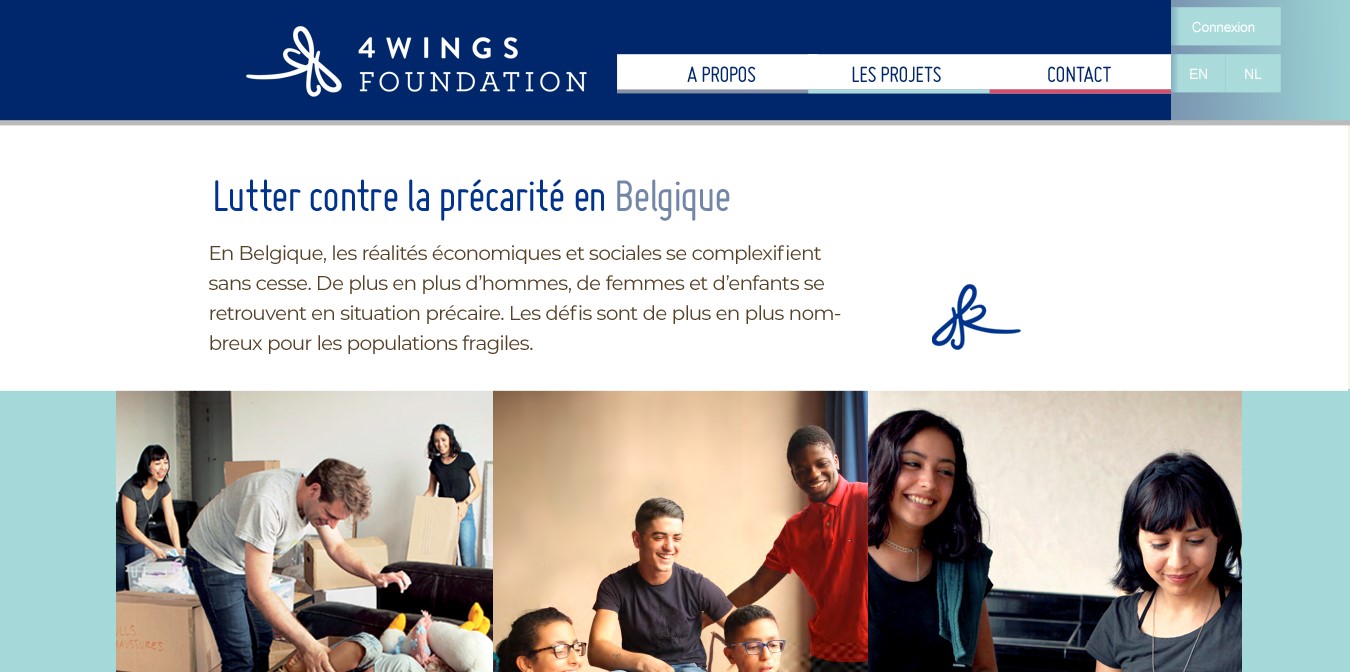 4 Wings multilingual CMS home page